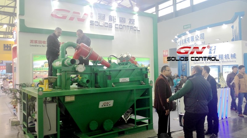 外國客戶對冠能產品興趣濃厚 外國客戶對冠能產品興趣濃厚